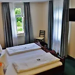 Flair-hotel Waldfrieden Hotell 3*
