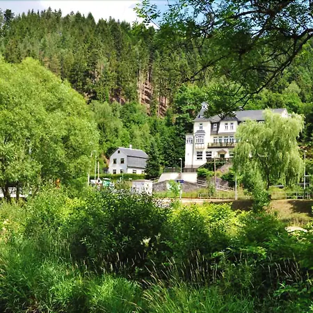 沃尔德弗雷德弗莱尔酒店 Oberweißbach